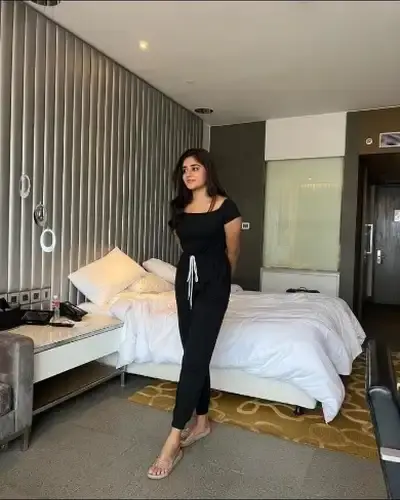 Call Girls Service in Patera